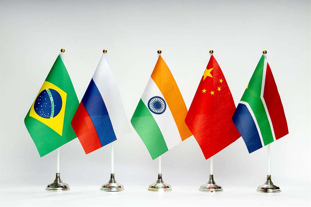 BRICS đã ra mắt hệ thống thanh toán BRICS Thách thức đồng đô la Mỹ