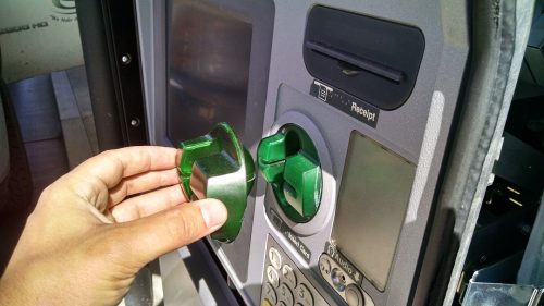 ATM Skimming Là Gì? Cách Phòng Tránh Rủi Ro Bị Đánh Cắp Thông Tin Tài Khoản