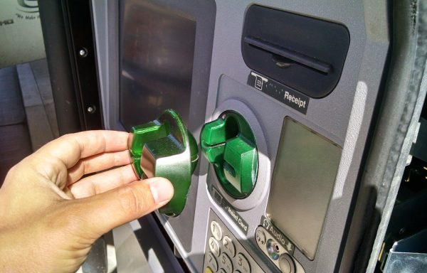 ATM Skimming Là Gì? Cách Phòng Tránh Rủi Ro Bị Đánh Cắp Thông Tin Tài Khoản